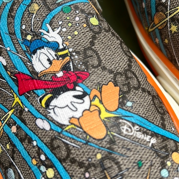 💯% Auth Men’s Gucci x Disney Donald Duck Men's Sneakers Gucci Sz 10 / US 11 - Picture 4 of 14